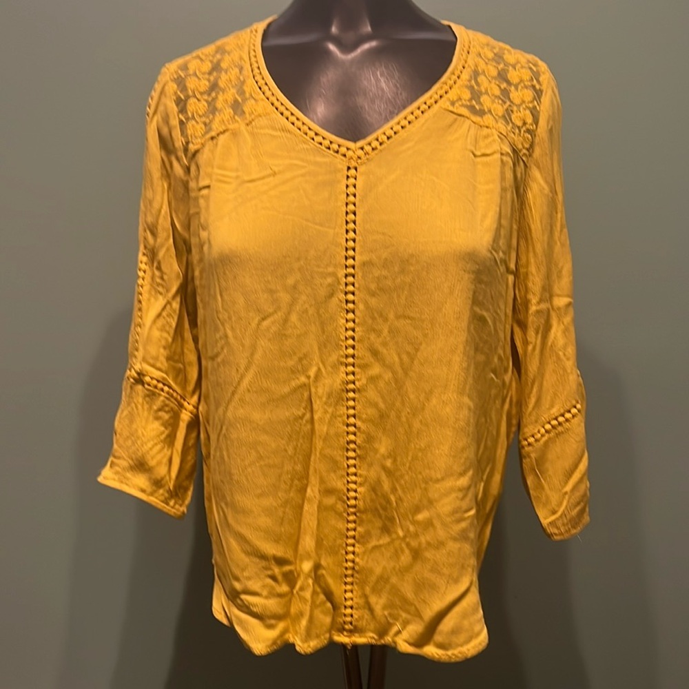 John Paul Richard Top